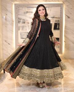 Traje Anarkali pakistaní negro con bordado, dupatta de red y lentejuelas, conjunto de vestido para bodas y festivales. - Product Image 1