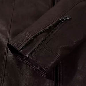 Chaqueta de Cuero Estilo Motero para Mujer, Personalizada 2025, con Tachuelas, Remaches y Flecos, Estilo Punk Rocker Otoñal - Product Image 6