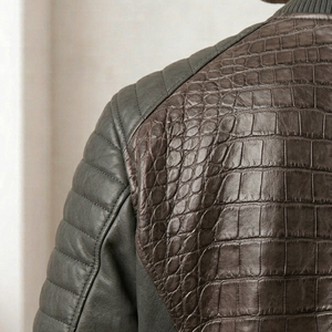 Veste d'hiver décontractée pour homme en cuir de crocodile véritable, coupe ajustée, motif gaufré classique, respirante, coupe-vent, logo frontal - Product Image 5