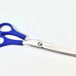 กรรไกรตัดผมมือขวา Morje Surgical Professional ขนาด 6.5 นิ้ว ทำจากสแตนเลสสตีล 28 ฟัน น้ำหนักเบา - Product Image 3