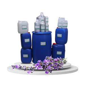 Huile essentielle de lavande 100% pure |   Qualité cosmétique |   Certifié GMP |   Distillé à la vapeur |   Pour tous types de peau |   Soins de la peau et cosmétiques - Product Image 5