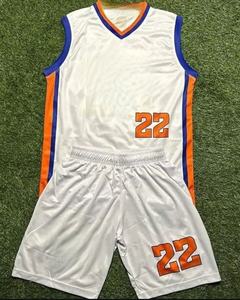 Maillot de basket-ball unisexe personnalisé de haute qualité en gros, ensemble de sublimation pour le football, impression de logo personnalisé, broderie sur le haut - Product Image 3