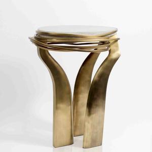 Taburete de Aluminio Sofisticado de Alta Calidad, Muebles de Primera Calidad, Taburete Metálico con Acabado Dorado, Otomanas de Latón - Product Image 5