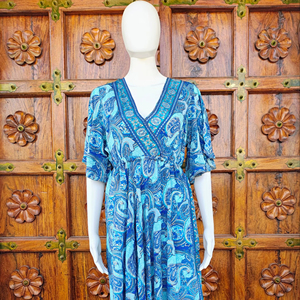 Robe longue vintage ample à volants pour femme, col en V, manches flottantes, en soie, pour l'été, la plage, décontractée, tissée naturellement, ODM - Product Image 1