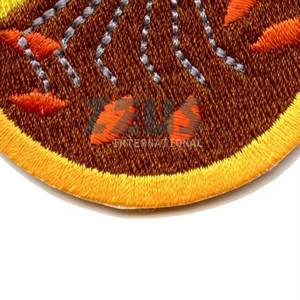 Vente directe d'usine Zeus International : Patchs en chenille de haute qualité, nouveau style, en vente en ligne - Product Image 6