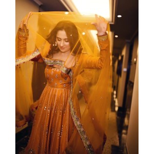 ด้ายจอร์เจียแบบเส้นพร้อมกางเกงสำหรับใส่ทำงานมีลำดับสีเหลือง - Product Image 6