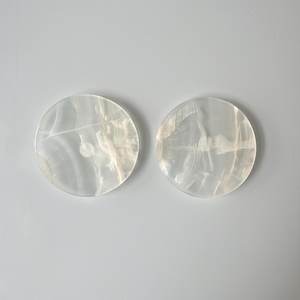 Posavasos de piedra de ónix blanco natural, juego de posavasos de lujo para el hogar - Product Image 2