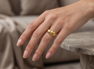 DIVYORO แหวนชุบทอง 22k แบบคลาสสิกสำหรับผู้หญิง - Product Image 3