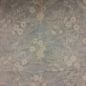 Tela Bordada con Cordón de Algodón Blanco de Alta Calidad Premium – Diseño Floral con Trabajo Dori 3D, 100% Algodón Puro, Teñible para Vestidos - Product Image 1