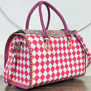 Bolso de Viaje de Lujo Moderno, Bolso Grande de Cuero a Cuadros Hecho a Mano, Bolso Bandolera para Mujer - Product Image 4