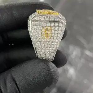 Bague de mariage pour homme personnalisée en moissanite véritable de 4 carats, coupe ronde, plaquée or blanc 14 carats - Product Image 4