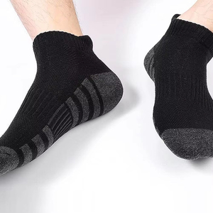 New Custom Athletic <b>Socks</b> Men High Quality Luxury Polyester Anti-Slip Thick <b>Winter</b> Warmth Comfortable <b>Socks</b> - Product Image 2