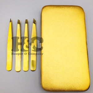 Pinzas al por mayor: Pinzas doradas para cejas de acero inoxidable con punta inclinada, ecológicas, de última tendencia, multifuncionales, paquete de 4 unidades. - Product Image 1