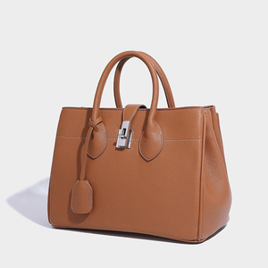 Sac fourre-tout de travail en cuir véritable marron, couleur unie, style minimaliste, fermeture à rabat, pour usage quotidien - Product Image 1