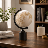 Globe décoratif vintage blanc pour table |   Globe terrestre en fer pour décoration de bureau |   Décoration de maison et de bureau de style antique