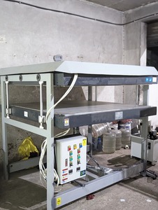 Máquina Prensa Hidráulica de 1.5x1.5 Metros de Alta Demanda para Procesamiento, Conformado y Prensado de Láminas Industriales de Uso Pesado - Product Image 4