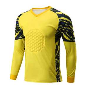 Camiseta de Portero de Fútbol Azul de Manga Larga para Hombre con Pecho Acolchado Hexagonal, Estampado Geométrico Sublimado, Cuello Redondo, Corte Atlético - Product Image 5