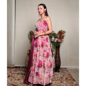 Beau costume Anarkali imprimé numérique de taille XS avec bas et Dupatta - Product Image 3