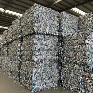 Pièces de canettes de boisson lavées avec des déchets d'aluminium UBC, emballées en balles compactes pour les acheteurs de recyclage et les commandes d'importation en gros - Product Image 4