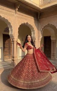 Conjunto de Lehenga Choli Rojo para Boda, con Estampado Floral y Dupatta Bordada, Traje Tradicional Indio para Novia, Largo hasta el Suelo - Product Image 5