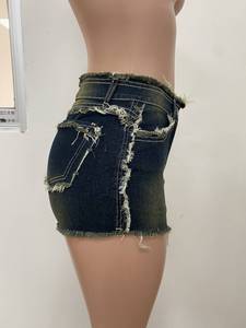 Shorts de Mezclilla Desgastados de Cintura Alta para Mujer, Estilo Casual de Verano, Cierre de Botones de Algodón, Corte Ajustado, Estilo Vintage - Product Image 3