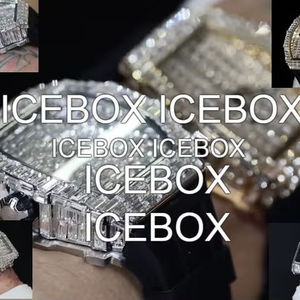 Montre-bracelet carrée pour homme en acier inoxydable et moissanite, cadran en verre, bracelet entièrement serti, fermoir, résistance à l'eau 10 bars - Product Image 1