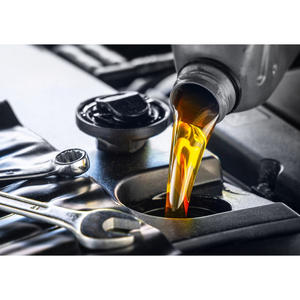 Huile de base en vrac pour l'exportation destinée aux fabricants de lubrifiants automobiles et aux acheteurs internationaux de pétrole - Product Image 2