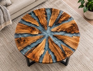 Table basse ronde en résine avec des dalles de bois à bords naturels, art de la résine époxy bleu turquoise, base en métal moderne faite à la main - Product Image 2