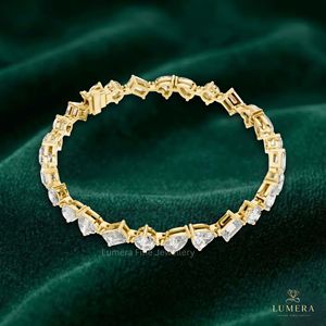 Pulsera de tenis de lujo chapada en oro macizo con diamantes cultivados en laboratorio de formas variadas, que incluyen corte de corazón ligero, corte de pera y corte marquesa, con piedras de enlace de fantasía mixta. - Product Image 4
