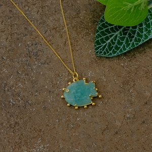 Pendentif de collier en amazonite naturelle sculptée en forme de poisson, plaqué or, bijou de caractère, charme pierre de naissance, cadeau pour elle 562412 - Product Image 3