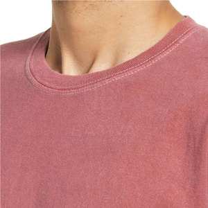 Camiseta informal de gran tamaño para hombre, tela ligera y suave, ajuste relajado, ideal para ropa de calle, uso diario, atuendo de verano y estilo moderno - Product Image 5