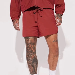 Survêtements de sport légers avec logo personnalisé, respirants et confortables, ensembles coupe-vent en nylon, ensemble short coupe-vent pour hommes - Product Image 2