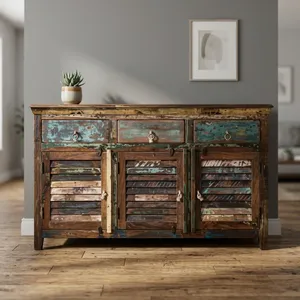 Buffet en bois multicolore vieilli de style vintage avec trois portes à persiennes et trois tiroirs, meuble de rangement rustique de style ferme - Product Image 6