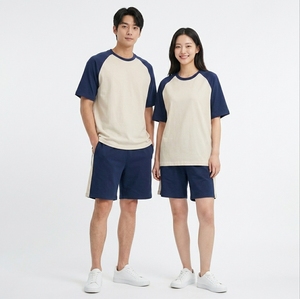 Camiseta Boxy de Manga Corta Raglán Negra y Blanca de Alta Calidad Personalizada 2026 para Hombre con Bordado y Costuras Lisas, Top Único - Product Image 3