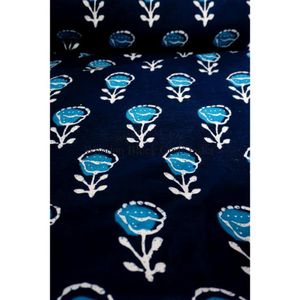 Tissu en coton indien imprimé à la main, magnifique impression au bloc artisanal par Robe Cotton Textile Fabrics, tissus en coton imprimé pour vêtements féminins - Product Image 4