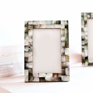 Mother of pearl shell inlay photo <b>frames</b> wholesale handcraft capiz pearls <b>picture</b> <b>frame</b> cheapest price - Product Image 2