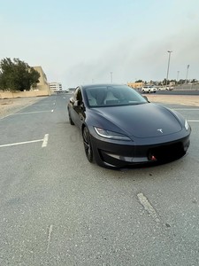 La Model 3 Performance, VOITURE ÉLECTRIQUE - Product Image 4