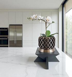 Macetero de alta gama para interiores, perfecto para decoración de mesas, esquinas, oficinas y balcones, hecho a mano en India. - Product Image 4