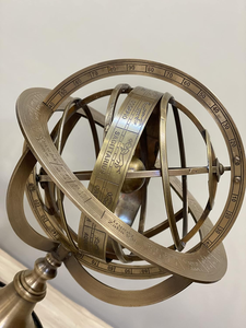 Sphère du Zodiaque en Laiton avec Socle en Bois Foncé, Globe Armillaire Astronomique Antique pour Bureau, Bibliothèque, Maison ou Présentation - Product Image 2
