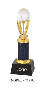 POOJA GIFT CORPORATION - Juego de Trofeos de Cristal con Base Azul y Alas Doradas, Modelo 707 a de Metal Fundido a Presión para Premios Deportivos - Product Image 4
