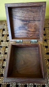 Handmade Arabic Wooden Mother of Pearl Jewelry <b>Box</b> Decorative Lid Storage Chest Premium <b>Keepsake</b> Container for Home Office Use - Product Image 5