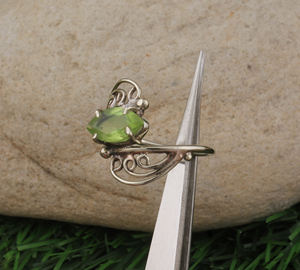 Natural Green <b>Peridot</b> Brilliant Cut Sterling Silver Women's Classic Wedding <b>Ring</b> August Birthstone Gemstone Jewelry Wholesale - Product Image 2