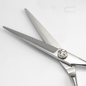 Tijeras de Peluquería en Oferta Online 2026, Tijeras de Acero Afiladas, Tijeras de Peluquería de Fácil Agarre - Product Image 3