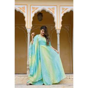 Robe trapèze en mousseline de soie pistache multicolore avec taille empire, en tissu Kota Doriya - Product Image 4