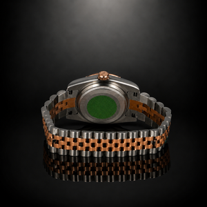 Montre de luxe pour femme en acier inoxydable bicolore avec lunette sertie de diamants, cadran en nacre, affichage de la date, mouvement à quartz analogique - Product Image 4
