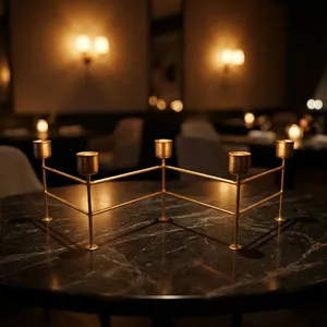 Support de bougies en fer forgé fait main au design artisanal, centre de table 5 bougies, décoration pour la maison et les mariages - Product Image 3