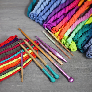 ชุดเข็มถักโครเชต์ไม้ IK-49ออกแบบตามหลักสรีรศาสตร์หลากสีความยาว15-25ซม. ใช้ในครัวเรือน - Product Image 1