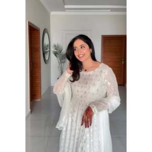 Conjuntos modestos de diseñador, elegante traje Anarkali con trabajo bordado de hilo para ropa de fiesta - Product Image 1