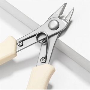 ที่ตัดเล็บมือเล็บเท้าสแตนเลสสตีลขนาดใหญ่ แข็งแรง ทนทาน ป้องกันการกระเด็น ดีไซน์ไบโอนิคส์ สำหรับมืออาชีพ - Product Image 2