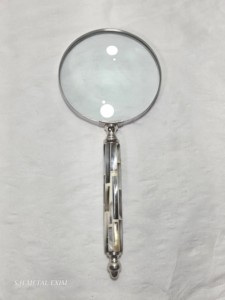 Luxury <b>MOP</b> <b>Handle</b> Magnifying Glass Vintage Mother of Pearl Desktop Magnifier for Reading Decorative Office Corporate Gift - Product Image 5